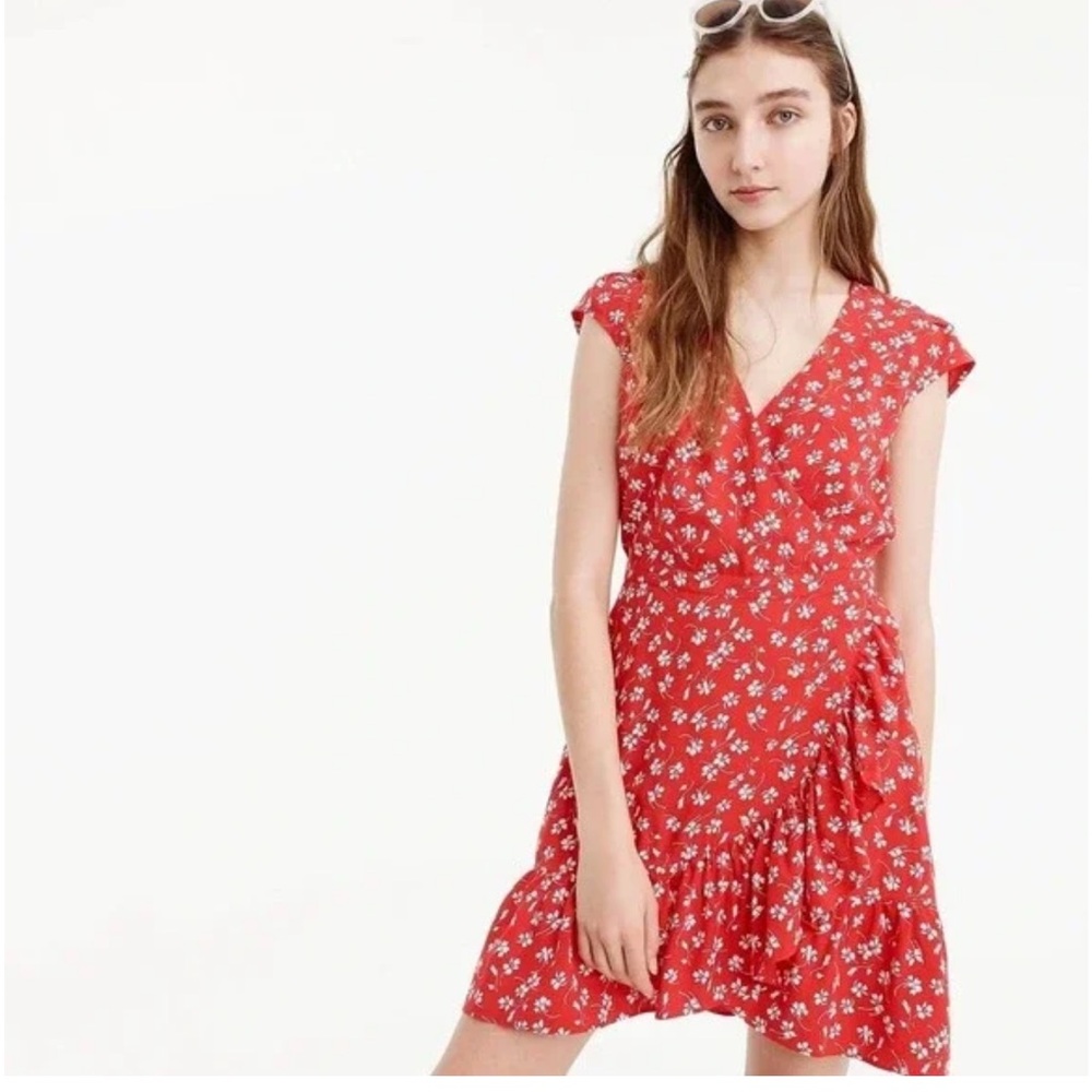 Cute Mercantile dress. Floral and perfect for spring and summer.